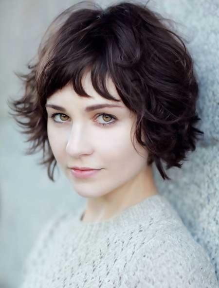 HAIRSTYLES THAT WILL MAKE YOU LOOK 10 YEARS YOUNGER