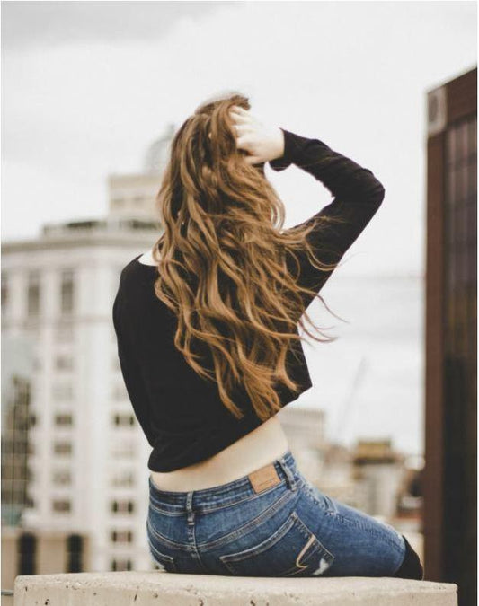 HOW TO GET THE BEACH HAIR LOOK