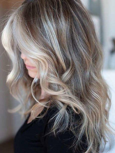“MUSHROOM BLOND” HAIR IS THE NEWEST TREND