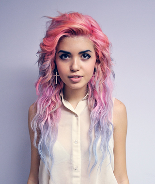 PRETTY IN PASTEL